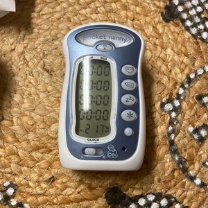 Pocket nanny for new moms